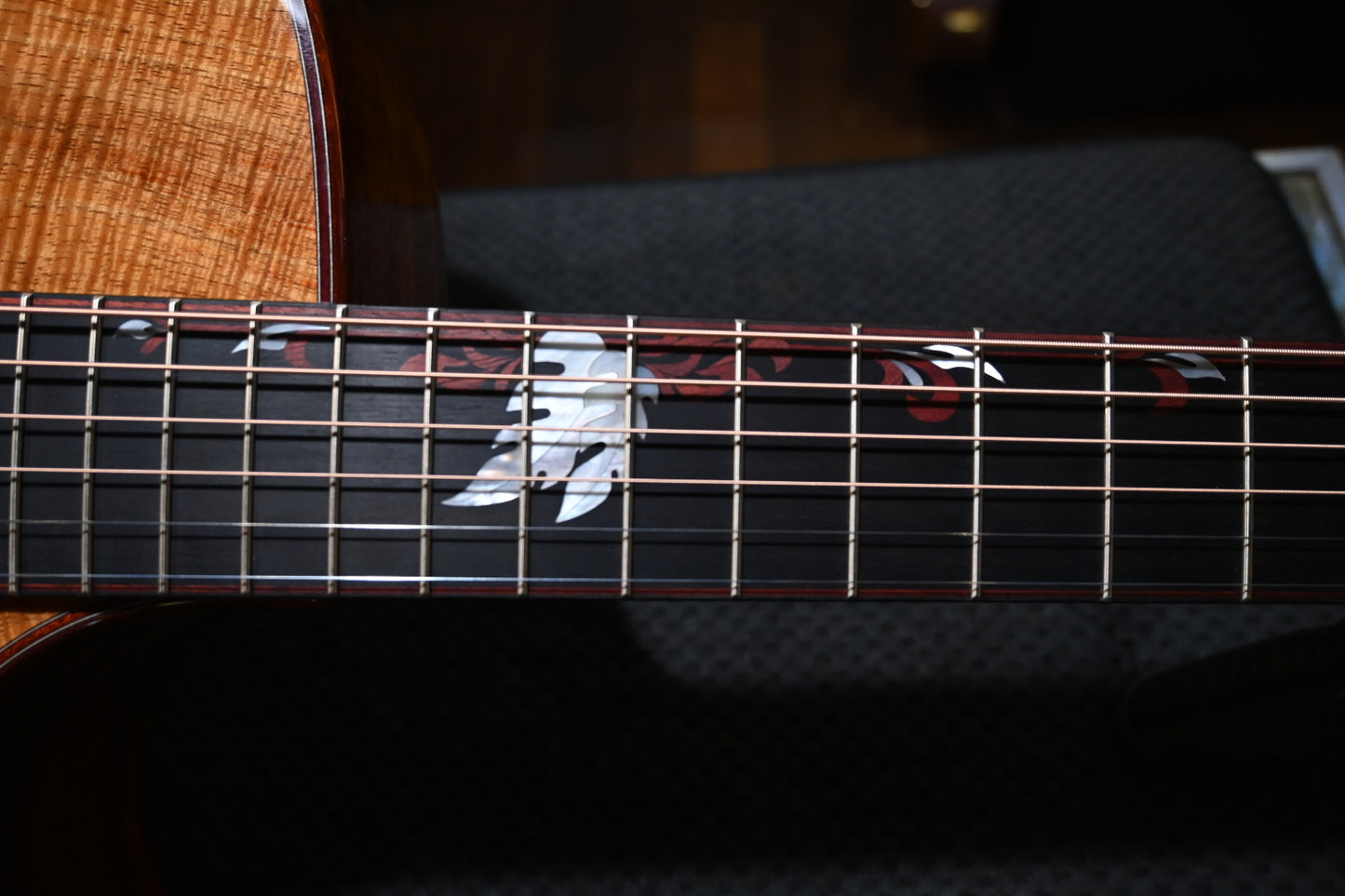 Taylor Custom Jumbo Koa/Koa Catch #6 - Natural Guitar #6092