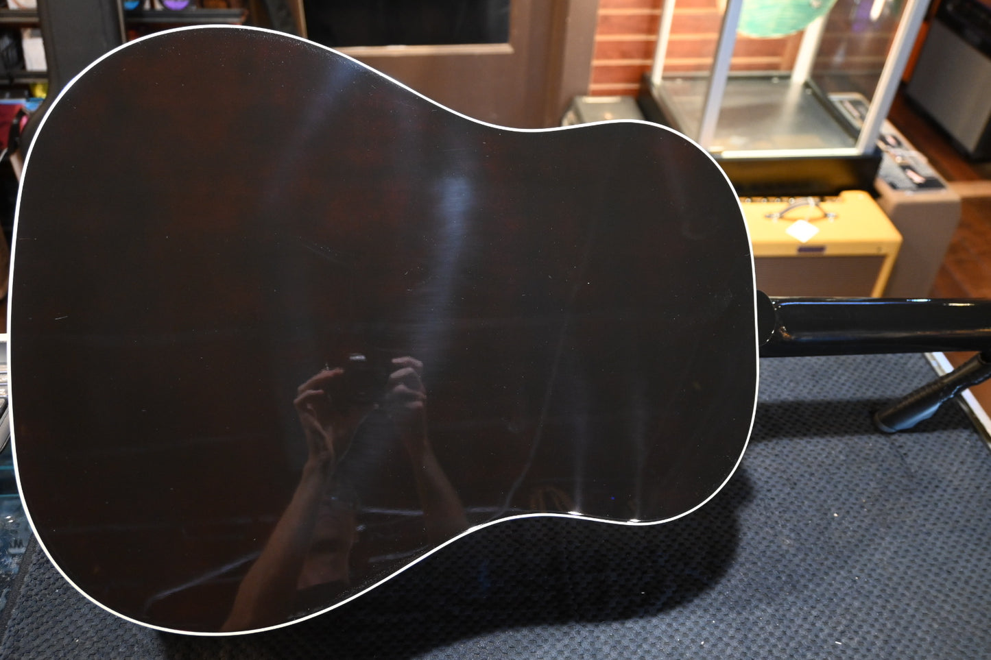 Gibson J-45 Standard - Vintage Sunburst Guitar #6135