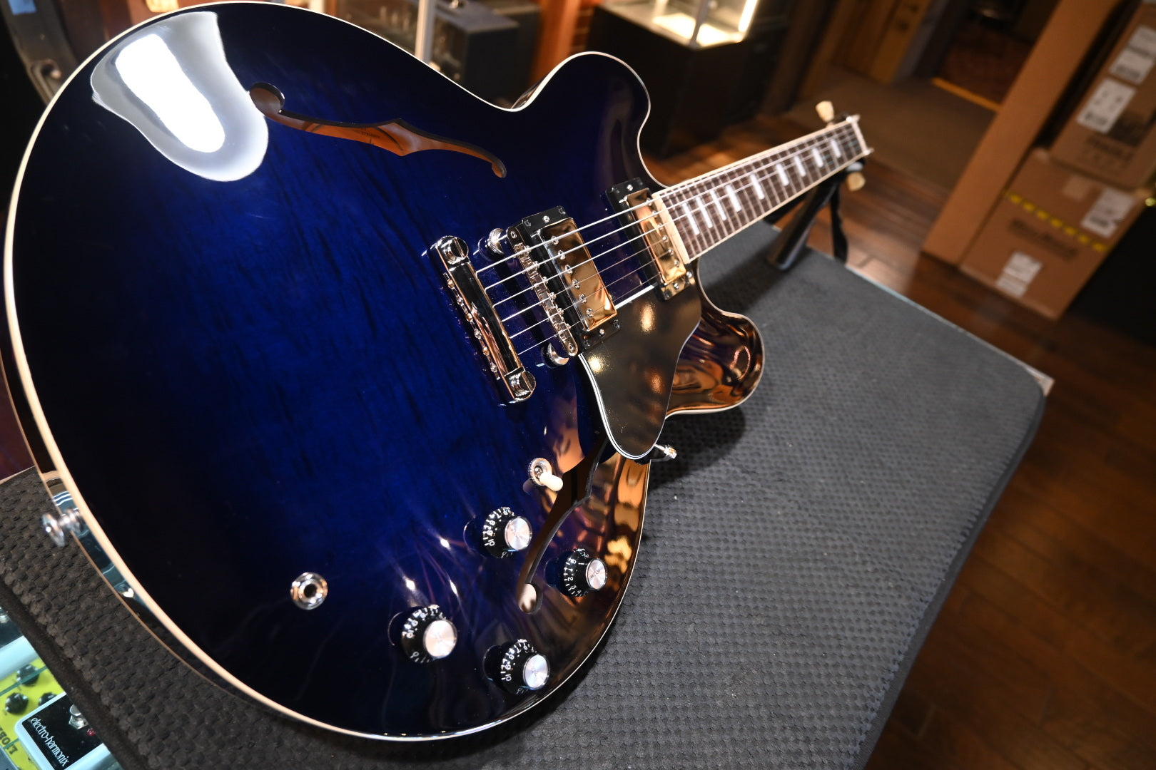 Gibson ES-335 Figured Deep Ocean Burst Guitar 0087 | Danville Music