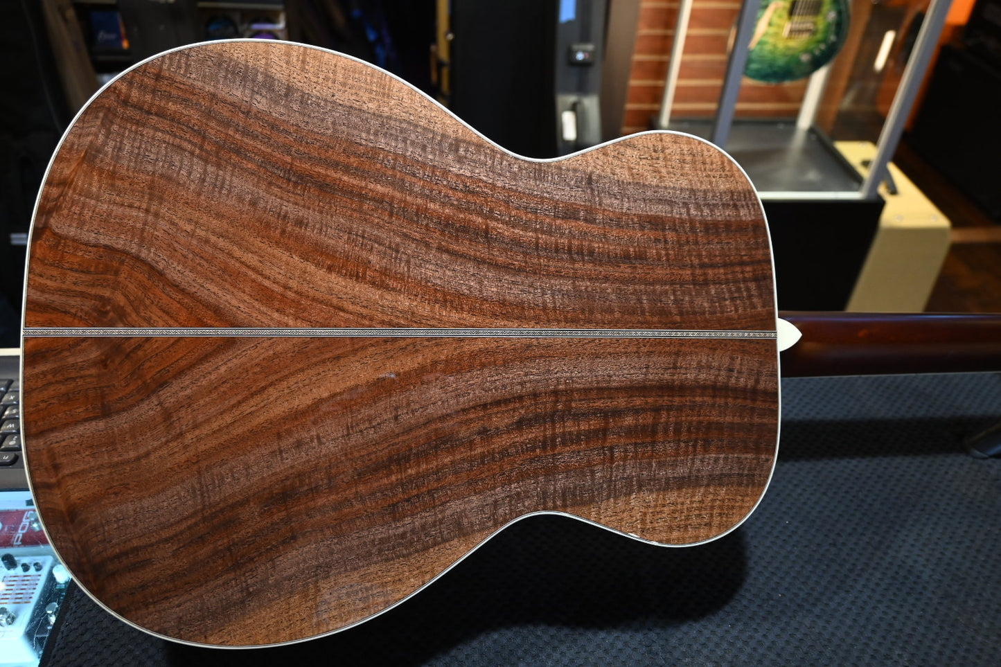 Santa Cruz OM Sinker Redwood/Figured Walnut Guitar #6245