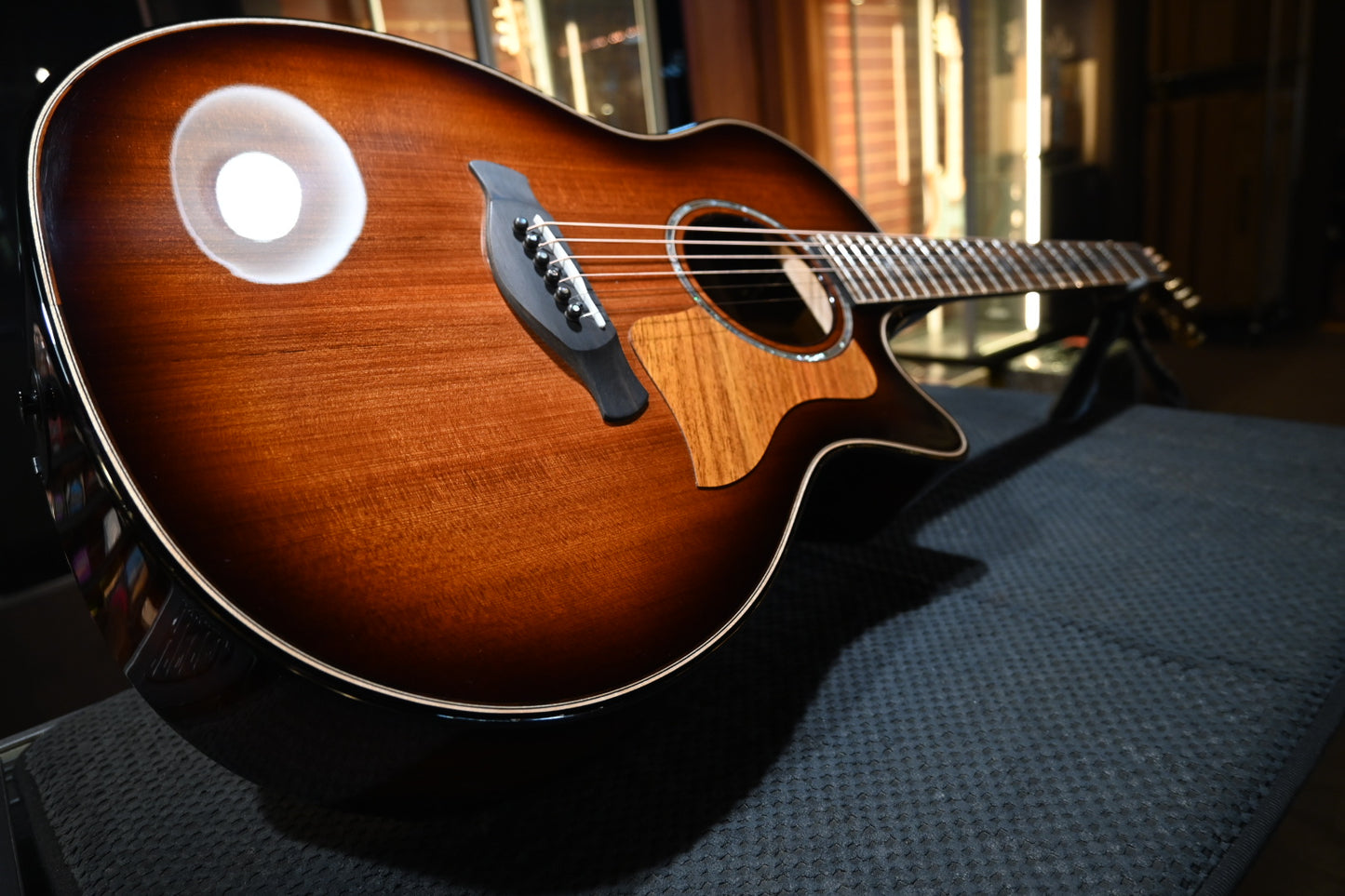 Taylor Builder’s Edition 814ce 2025 Sinker Redwood/Honduran Rosewood - Kona Edgeburst Guitar #5035