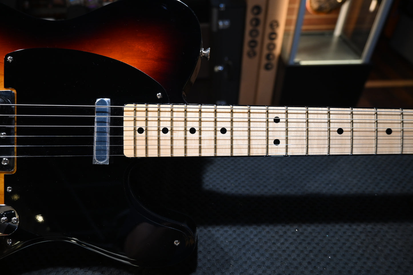 Fender Custom Shop 1952 Telecaster Bigsby NOS - 3-Color Sunburst Guitar #6551