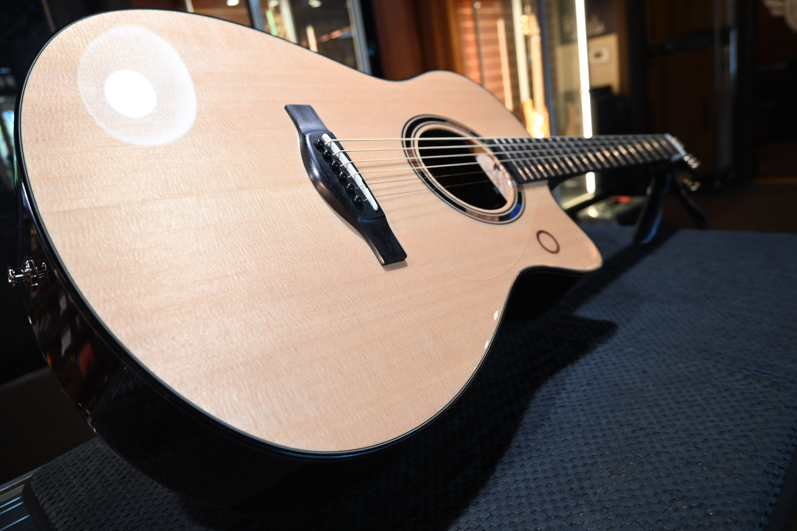 Yamaha TAS3 C - Natural Guitar #0157 - Danville Music