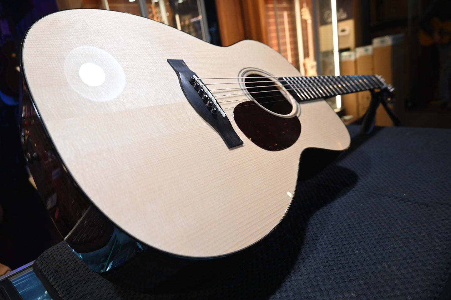 Santa Cruz OM Pre-War 2023 Adirondack Spruce/Indian Rosewood Guitar #5912 - Danville Music