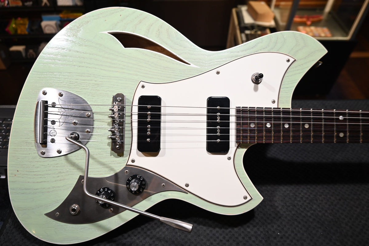 Novo Miris J - Surf Mary Kaye Guitar #1170