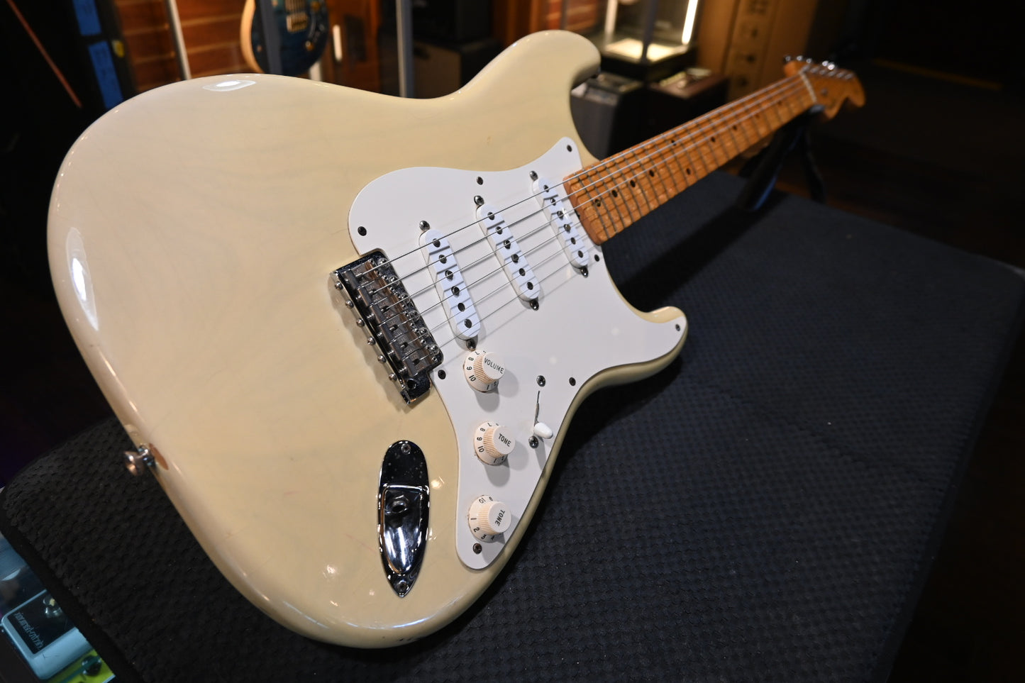 Fender Custom Shop 1956 Stratocaster NOS 2000 - White Blonde Guitar #1106