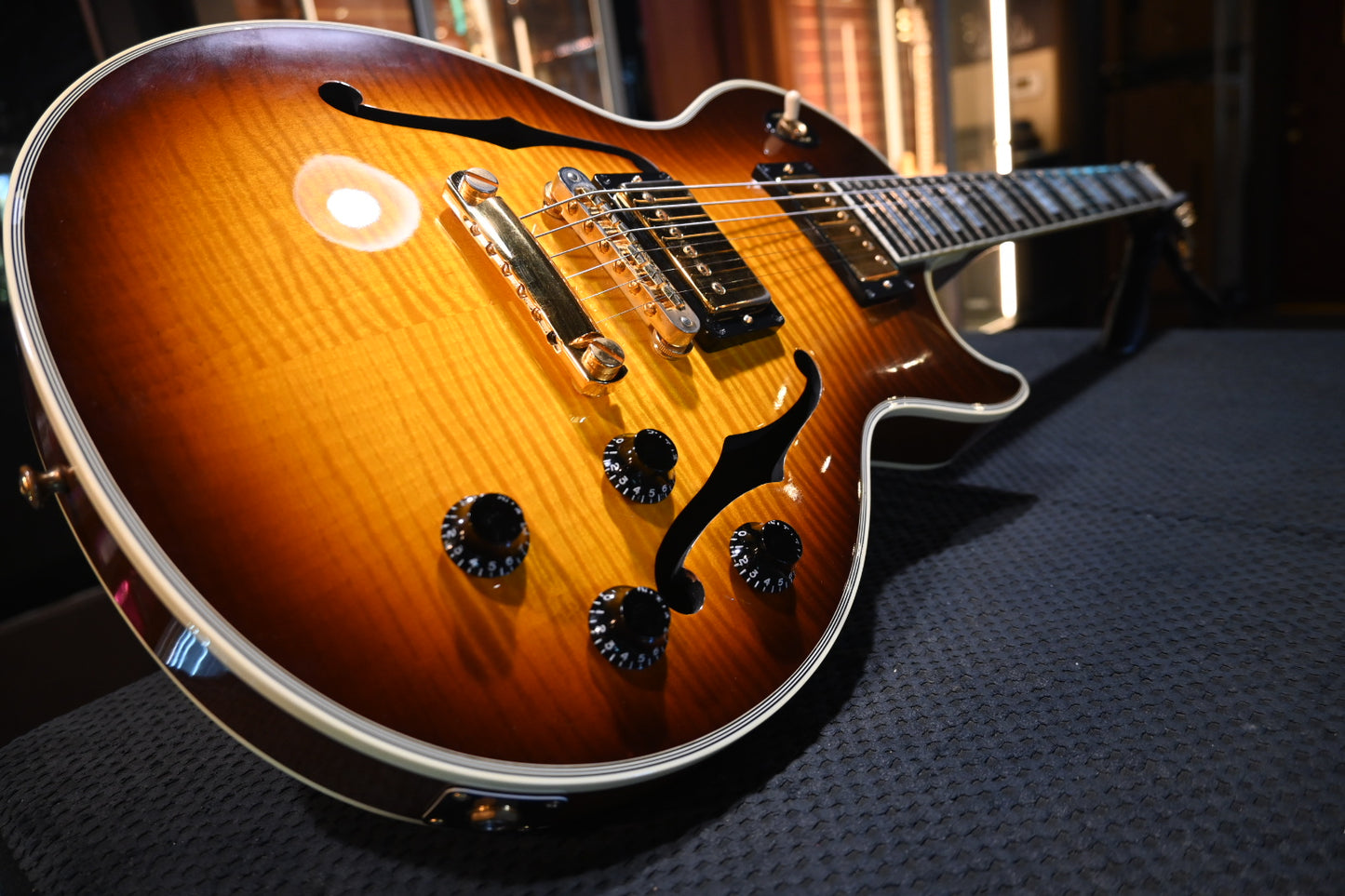 Gibson Les Paul Custom Historic Florentine 2002 - Emberglow Guitar #2058