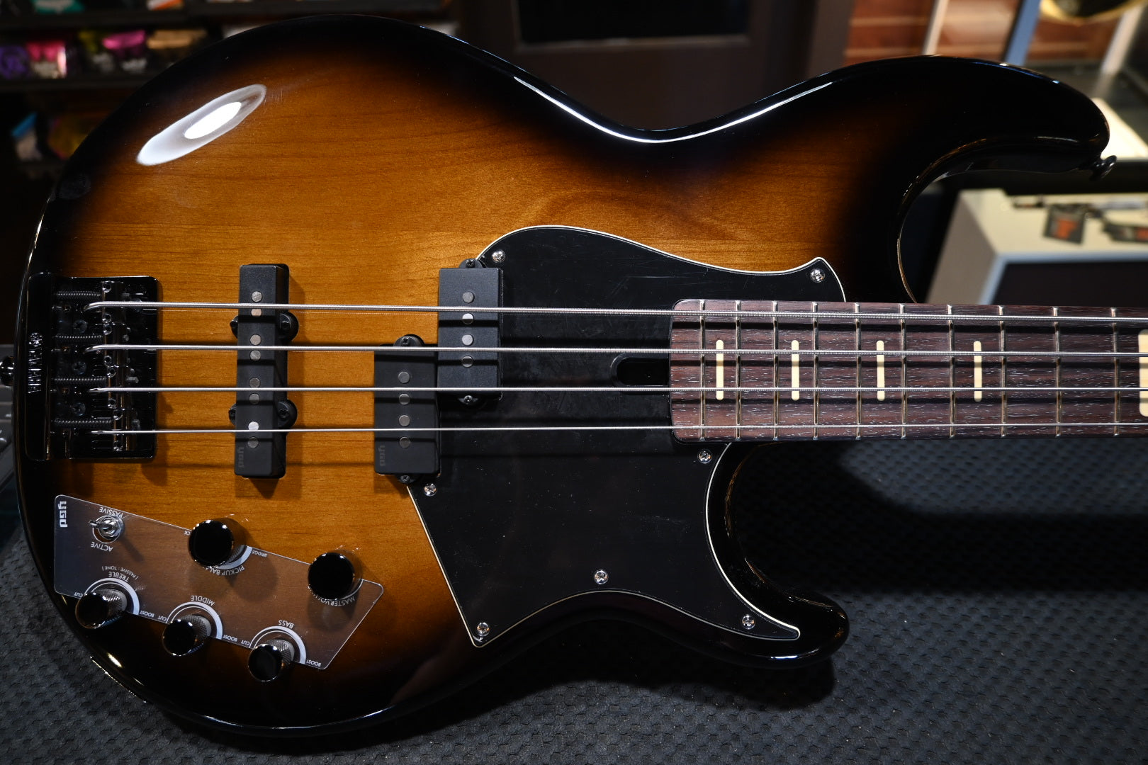 Yamaha BB700A - Dark Coffee Sunburst Bass #3135 - Danville Music