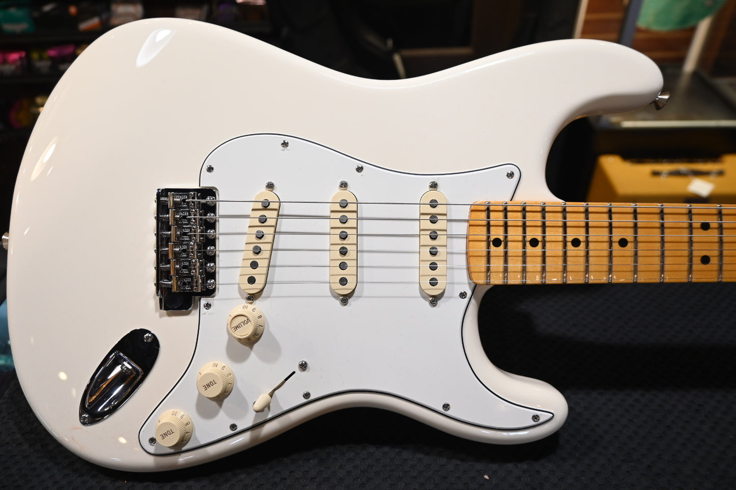 Fender Limited Edition American Vintage II 1973 Stratocaster - Olympic White Guitar #7069 - Danville Music