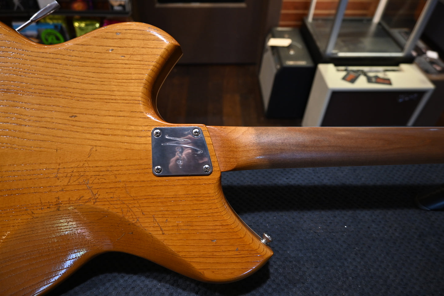 Novo Maple Top Miris JHH LTD - Amber Guitar #6531 - Danville Music