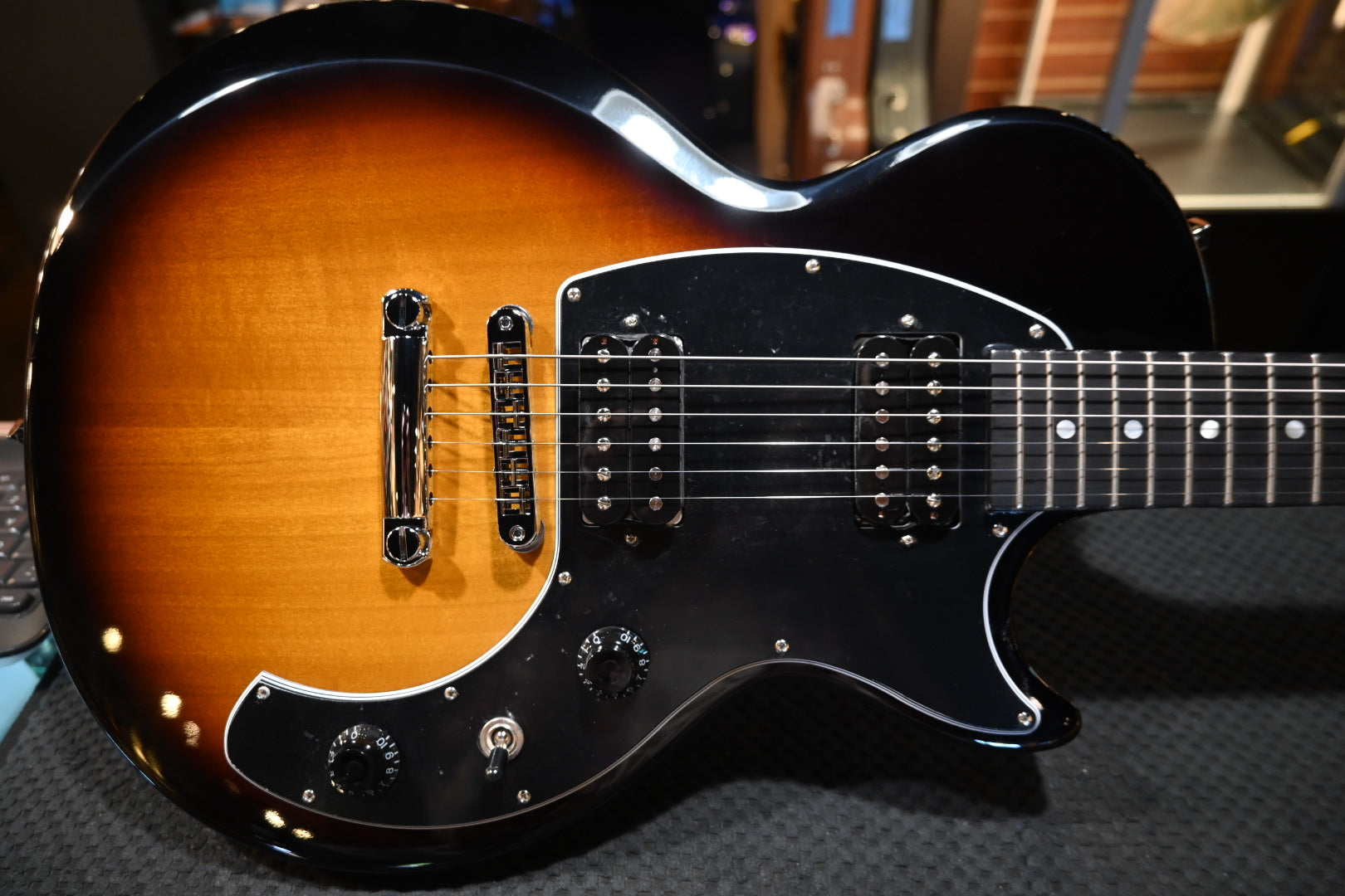 Gibson Les Paul Music City Special 50th Anniversary - Tobacco Burst Guitar - Danville Music