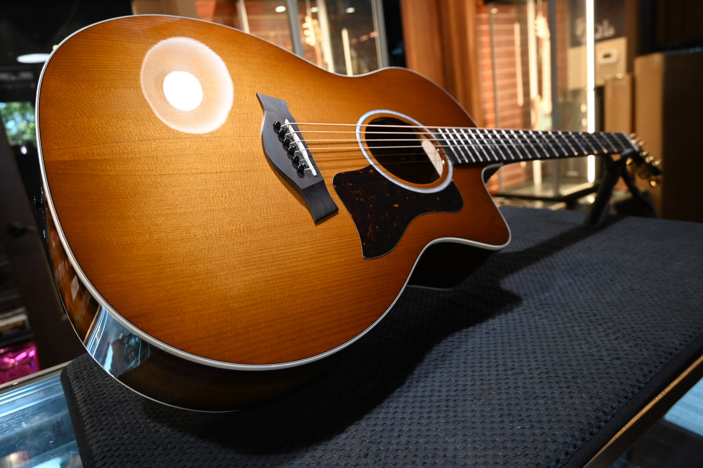 Taylor 214ce-K DLX Special Edition - Honeyburst Guitar #6451