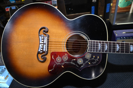 Gibson Custom Shop 1957 SJ-200 Murphy Lab Light Aged - Vintage Sunburst Guitar #4001