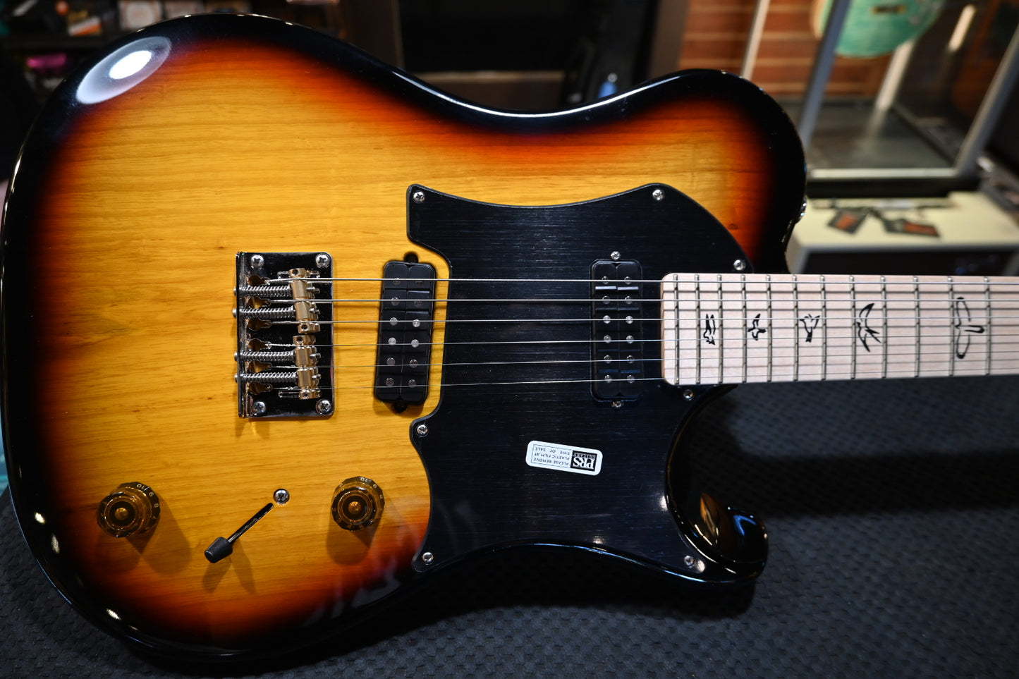 PRS Myles Kennedy 2024 - Tri-Color Burst Guitar #1735 - Danville Music