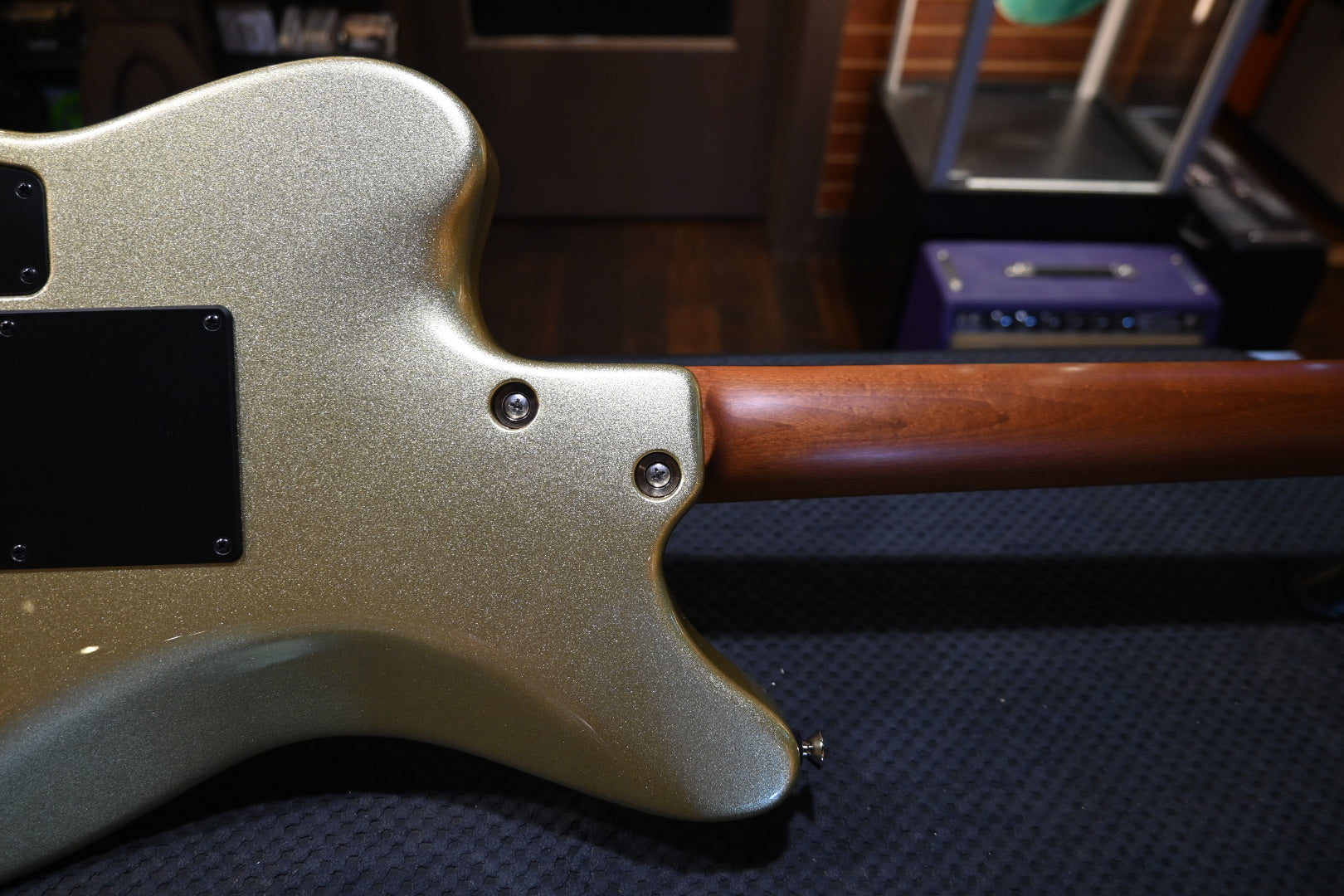 Tom Anderson Raven - Electrum Green Gold Guitar #825N - Danville Music