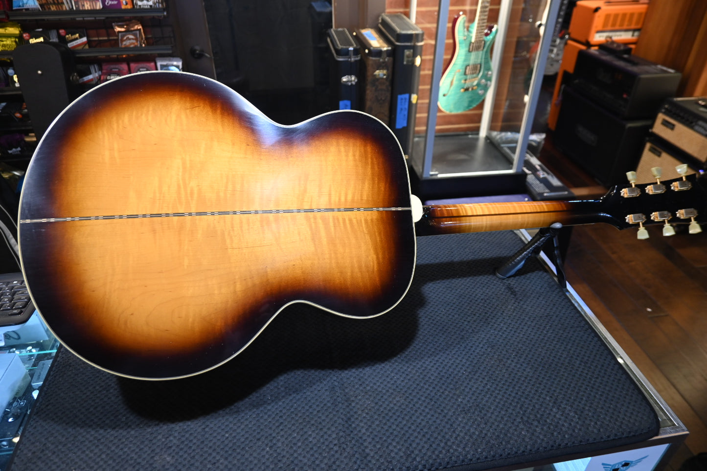 Gibson Custom Shop 1957 SJ-200 Murphy Lab Light Aged - Vintage Sunburst Guitar #4001