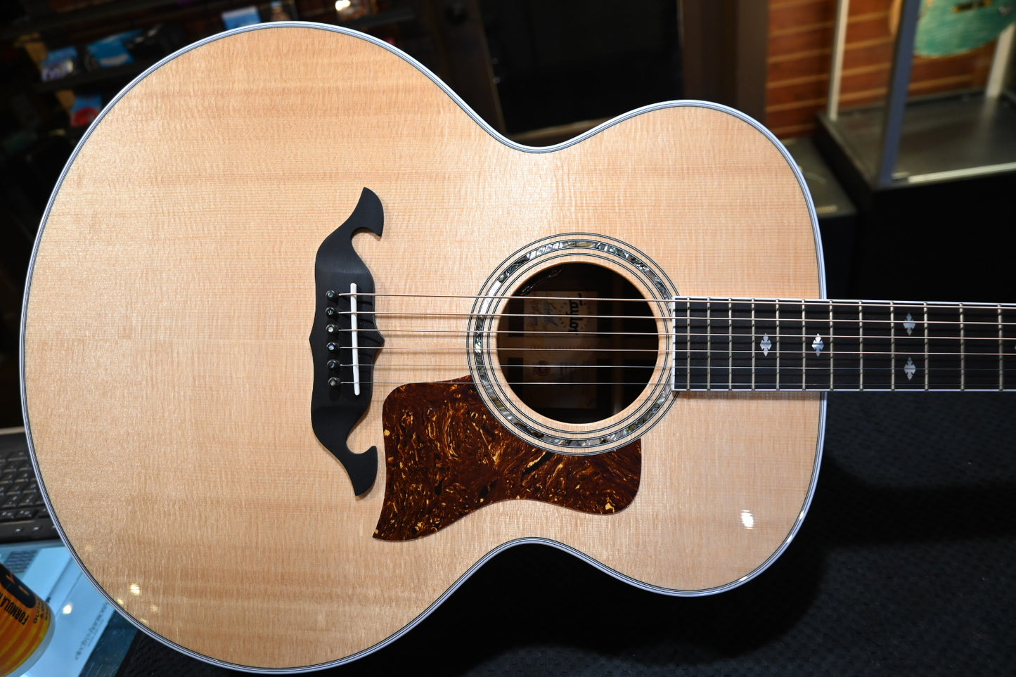 Taylor Legacy 815e 2024 - Natural Guitar #4098 - Danville Music