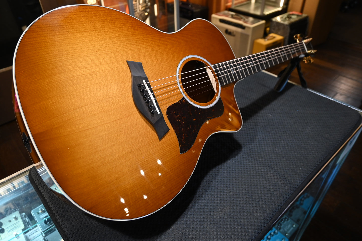 Taylor 214ce-K DLX Special Edition - Honeyburst Guitar #6451