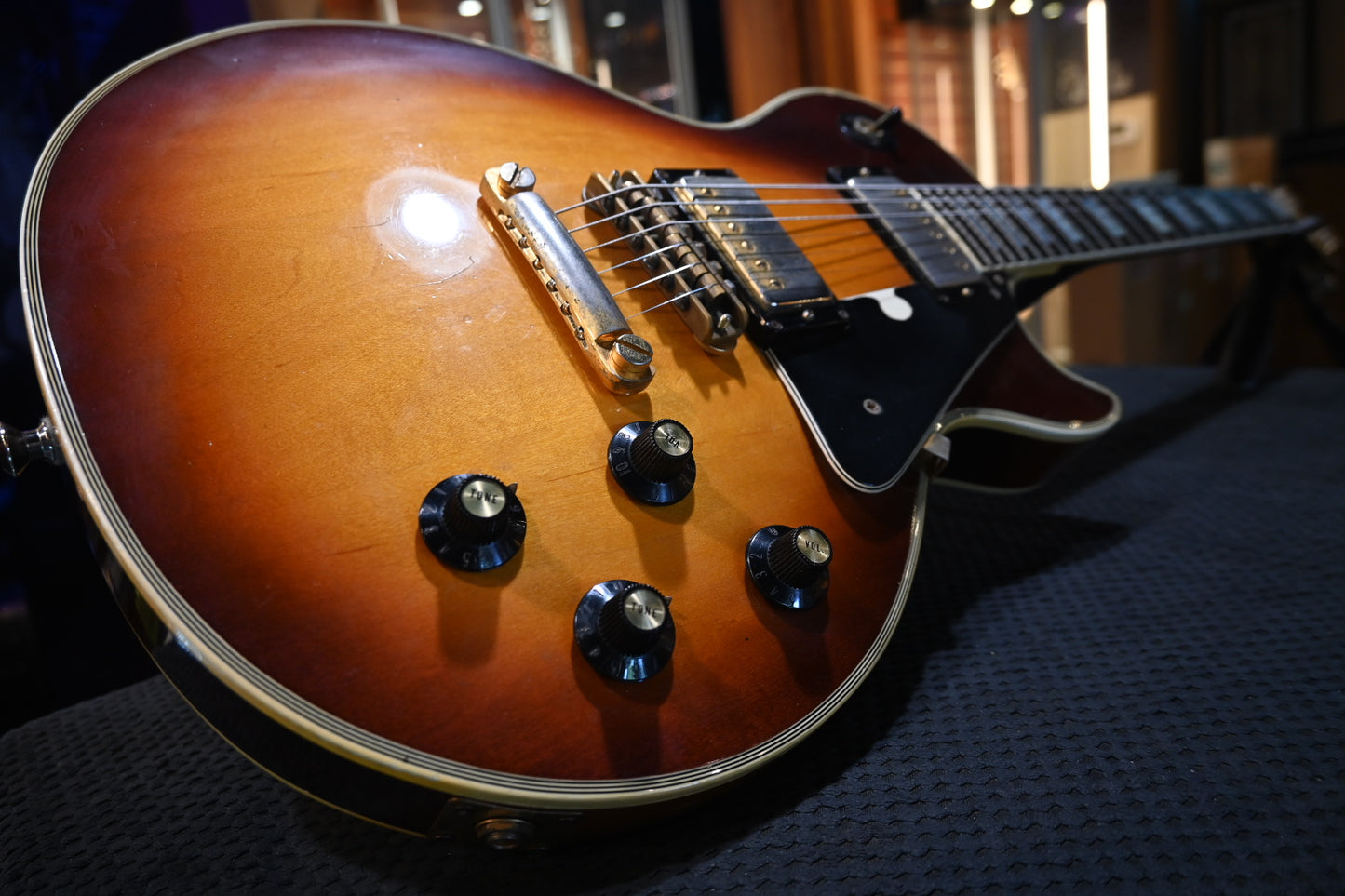 Gibson Les Paul Custom 1975 - Tobacco Burst Guitar #1001 - Danville Music