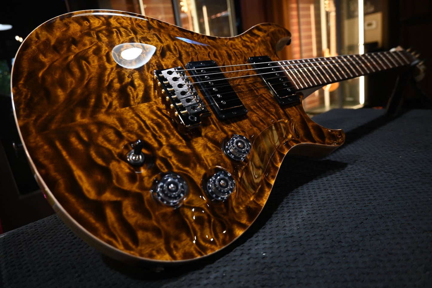 PRS Wood Library DGT 10-Top Quilt - Yellow Tiger Guitar #2070