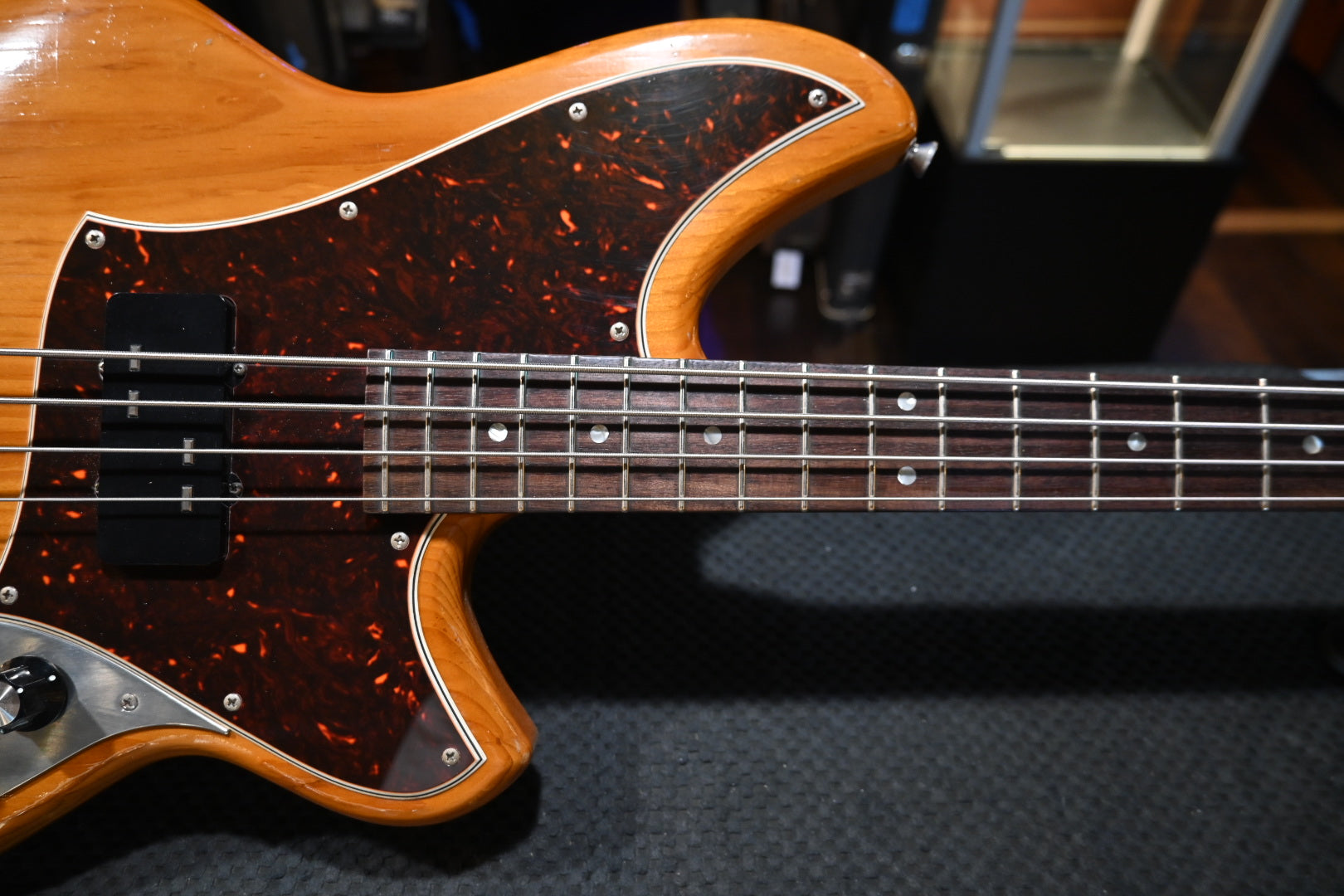 Novo Nucleus Ivorus Bass - Amber Bass #5415 - Danville Music