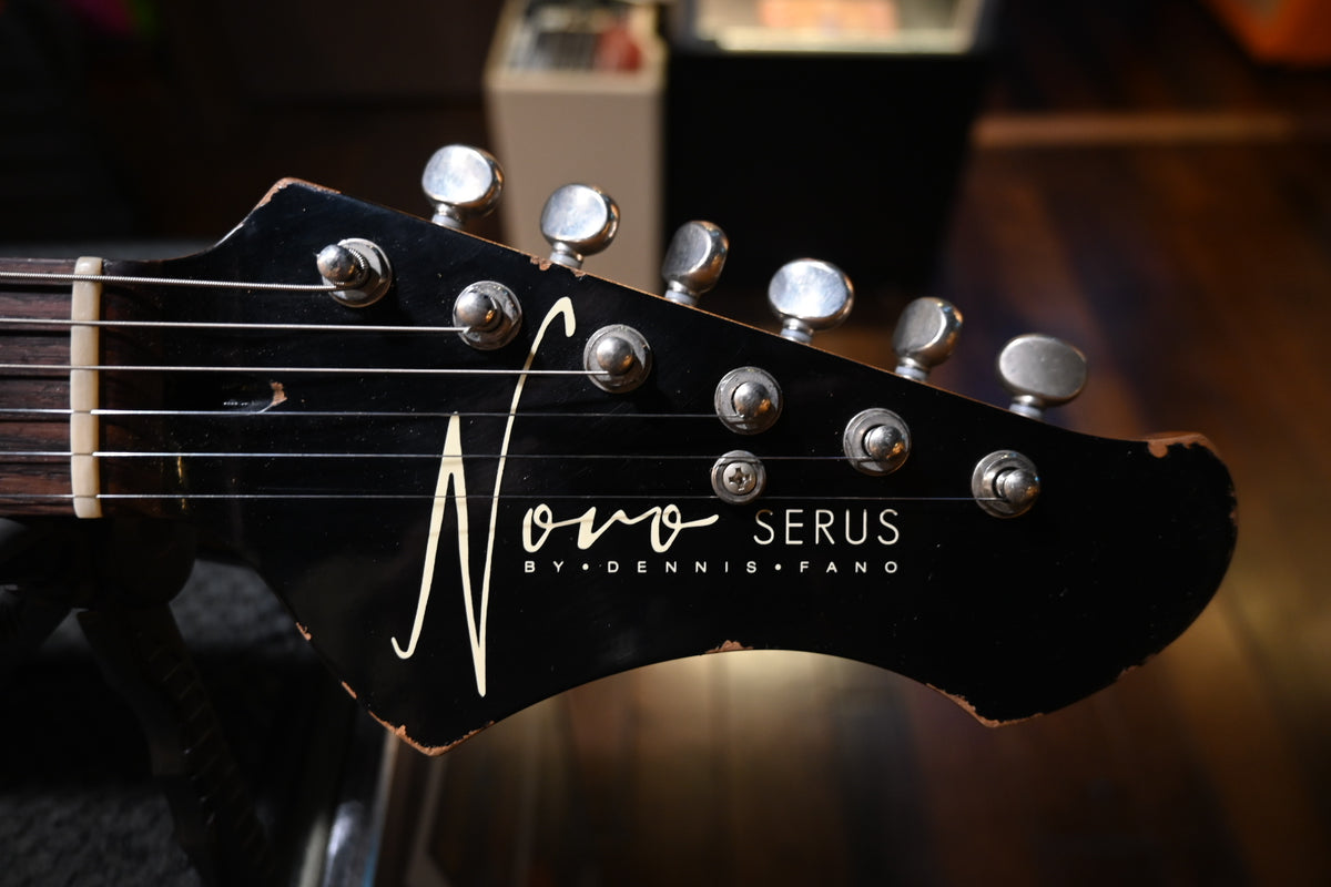 Novo Serus J Limited - Bull Black over ‘64 3-Tone Burst Guitar #1159