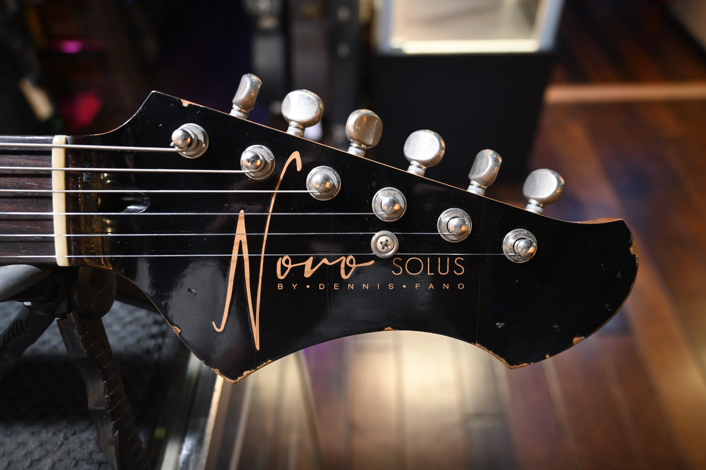 Novo Nucleus Solus H2 - Faded Sparkling Burgundy Guitar #1145 - Danville Music