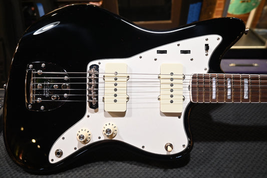 Fender Limited Edition American Vintage II 1966 Jazzmaster - Black Guitar #4097