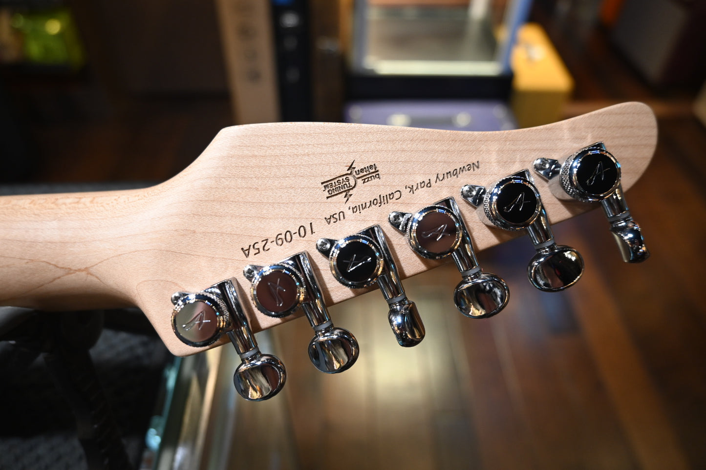 Tom Anderson Classic - Translucent Plum Guitar #925A