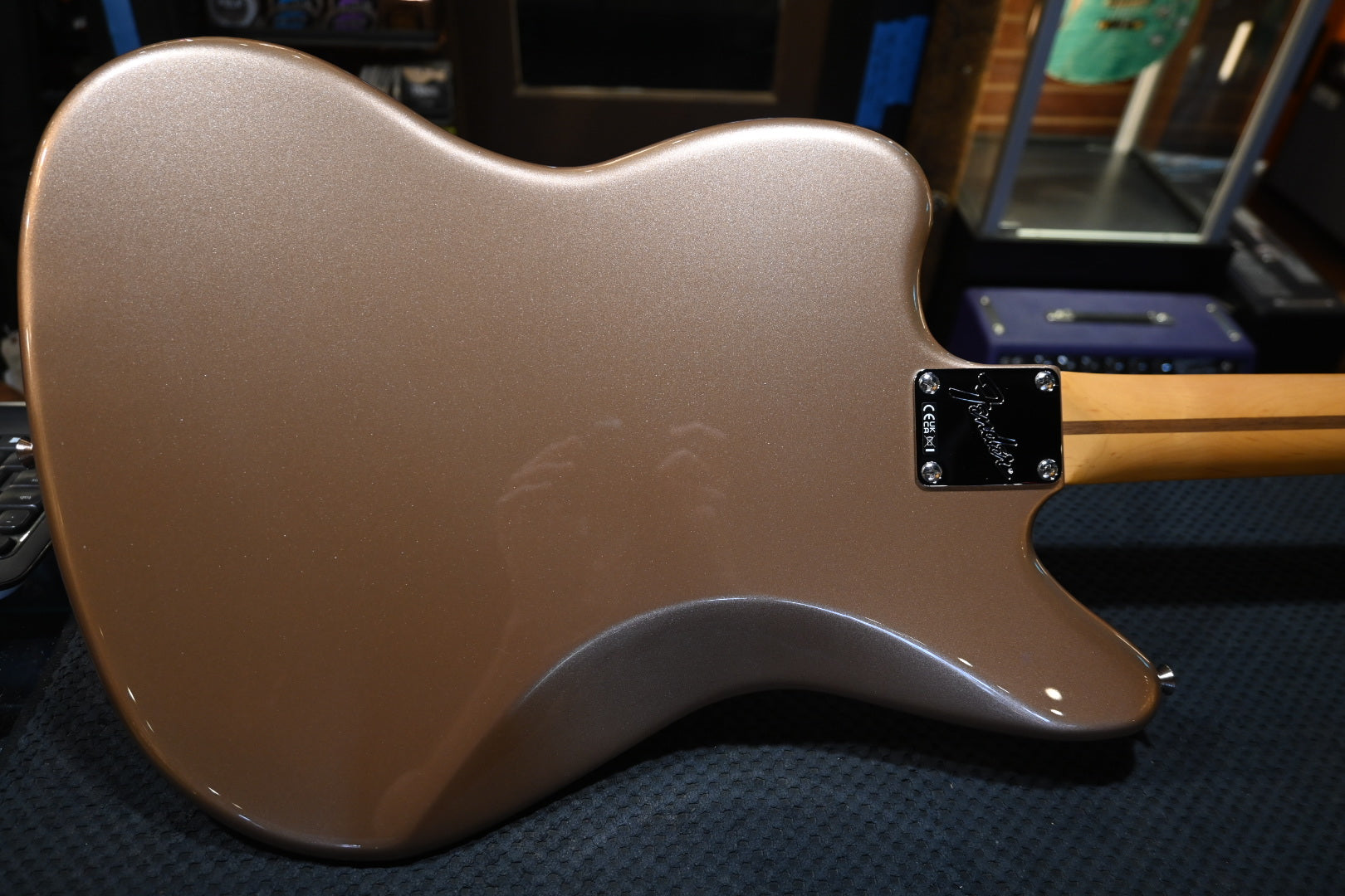 Fender American Professional Classic Jaguar Faded Firemist Gold