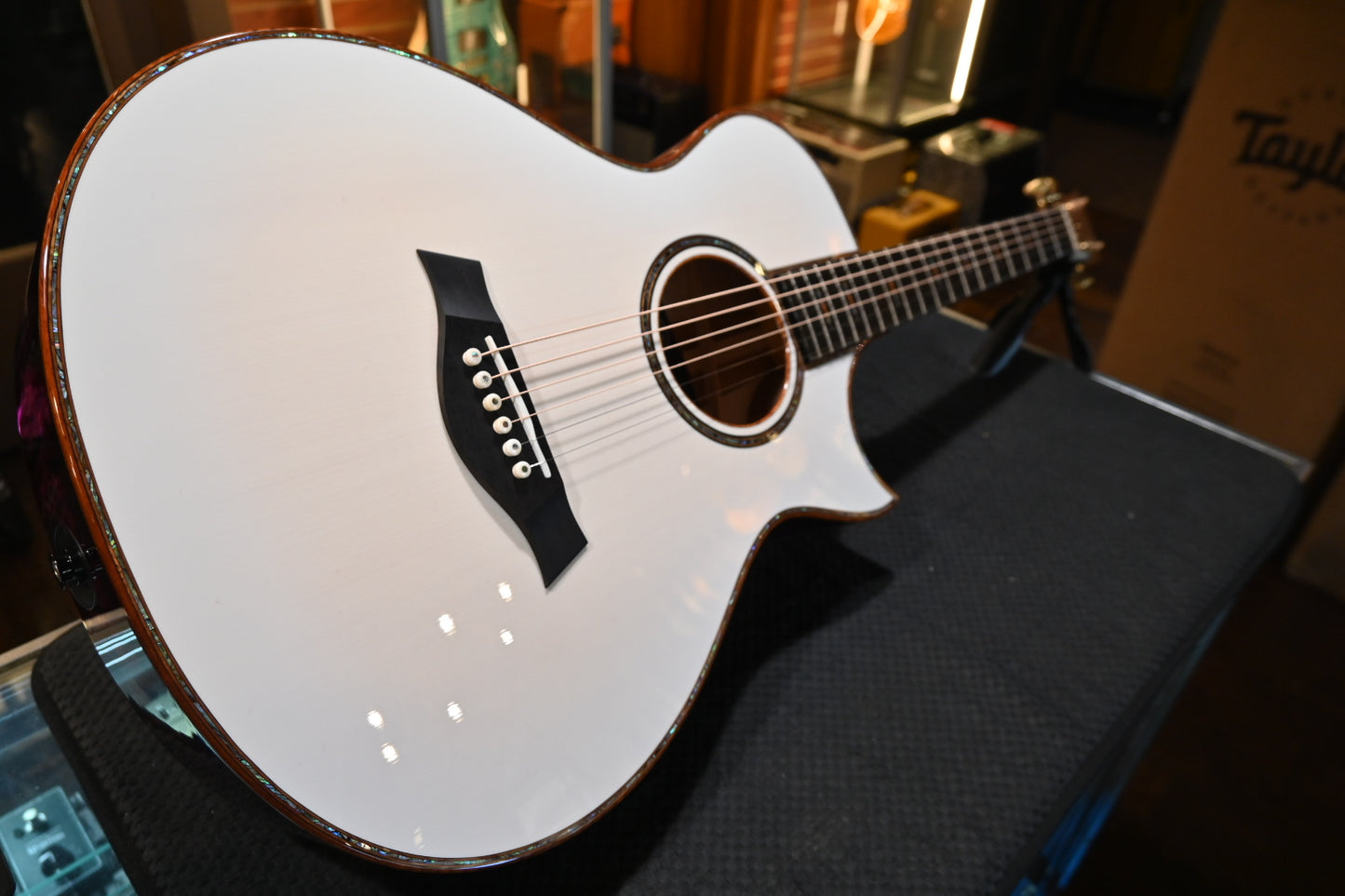 Taylor Custom GC Grand Concert 12-Fret Lutz Spruce/Quilt Maple Catch #6 - Trans White/Lilac Wine Guitar #6096