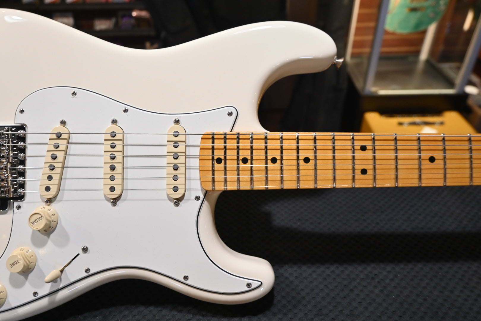 Fender Limited Edition American Vintage II 1973 Stratocaster - Olympic White Guitar #7069 - Danville Music