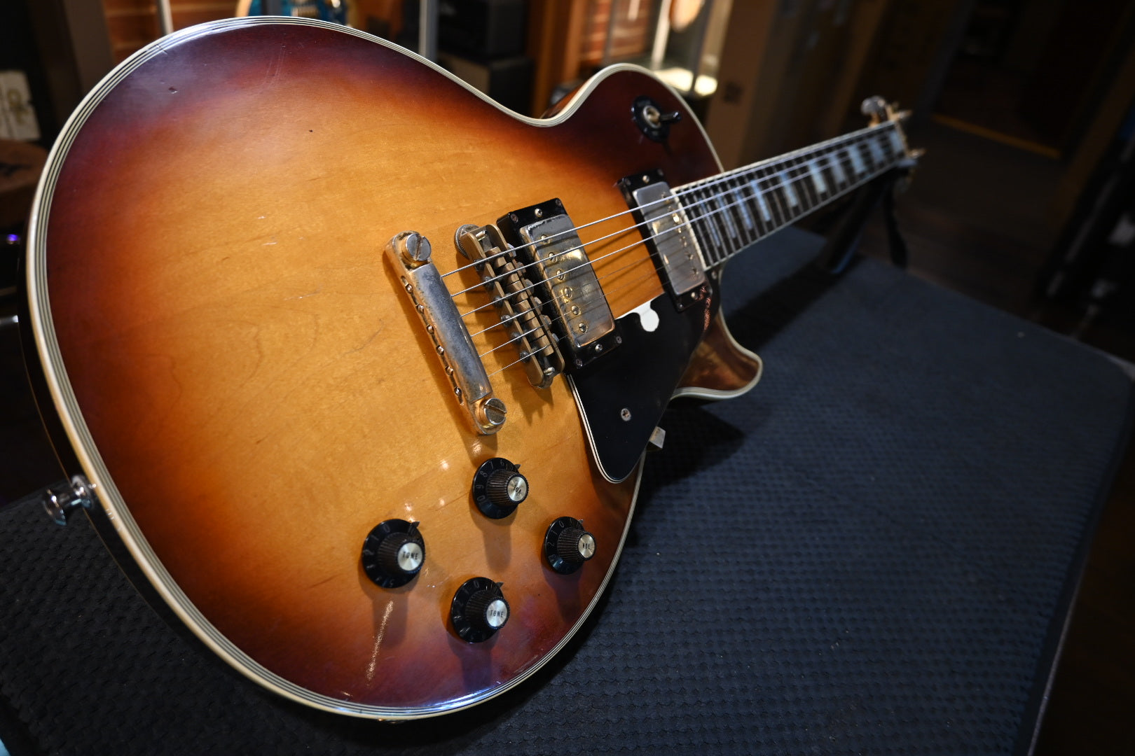 Gibson Les Paul Custom 1975 - Tobacco Burst Guitar #1001 - Danville Music