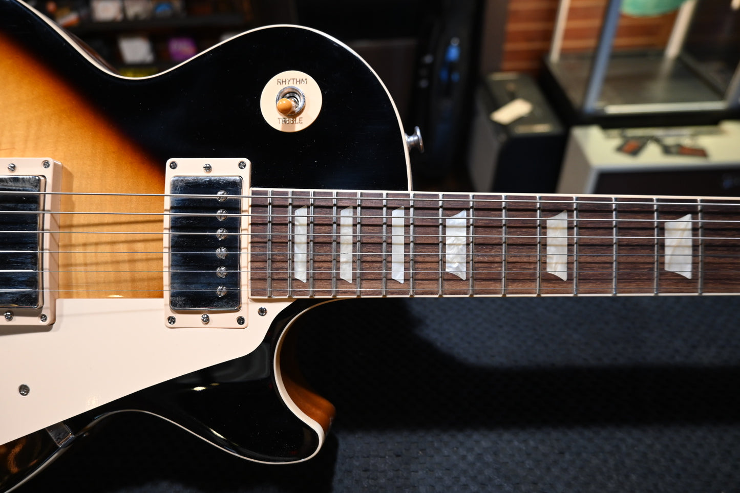 Gibson Les Paul Standard ‘50s Figured Top 2024 - Tobacco Burst Guitar #0327 - Danville Music