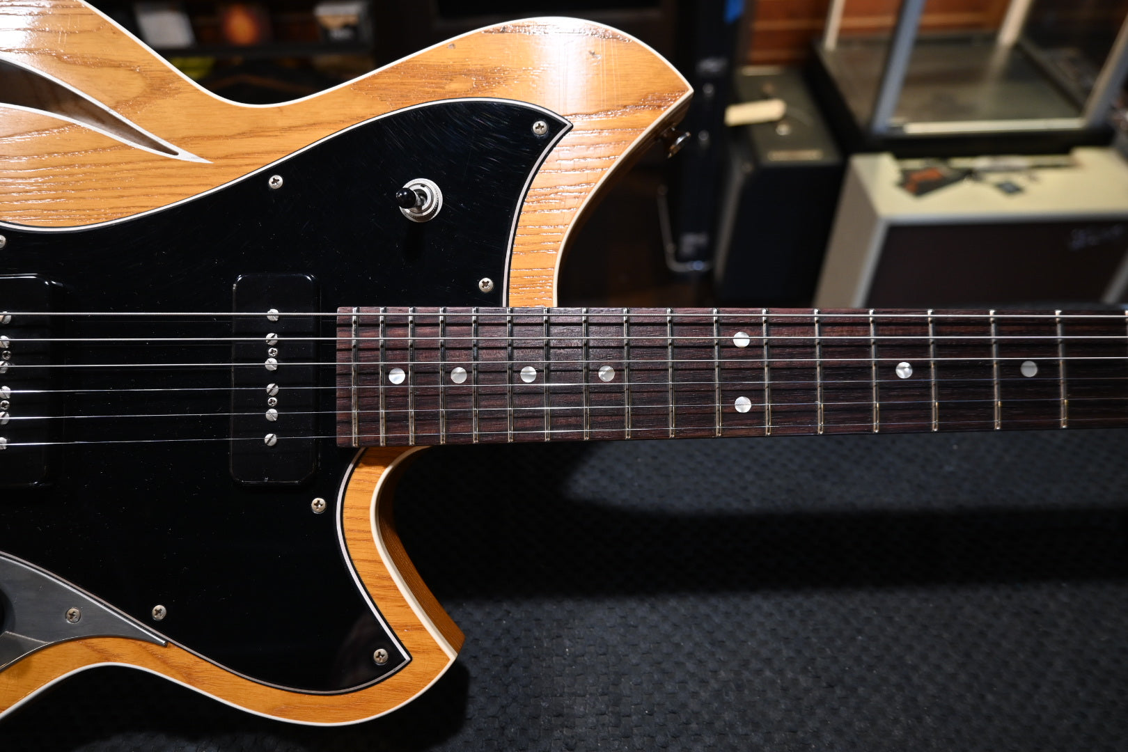 Novo Miris J - Amber Guitar #6484 - Danville Music