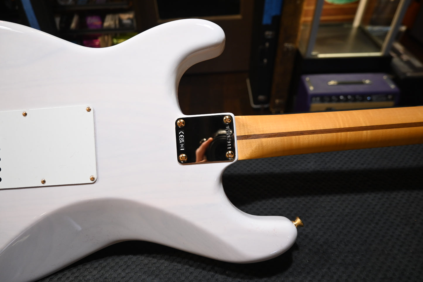 Fender Limited Edition American Vintage II 1957 Stratocaster - White Blonde Guitar #7911