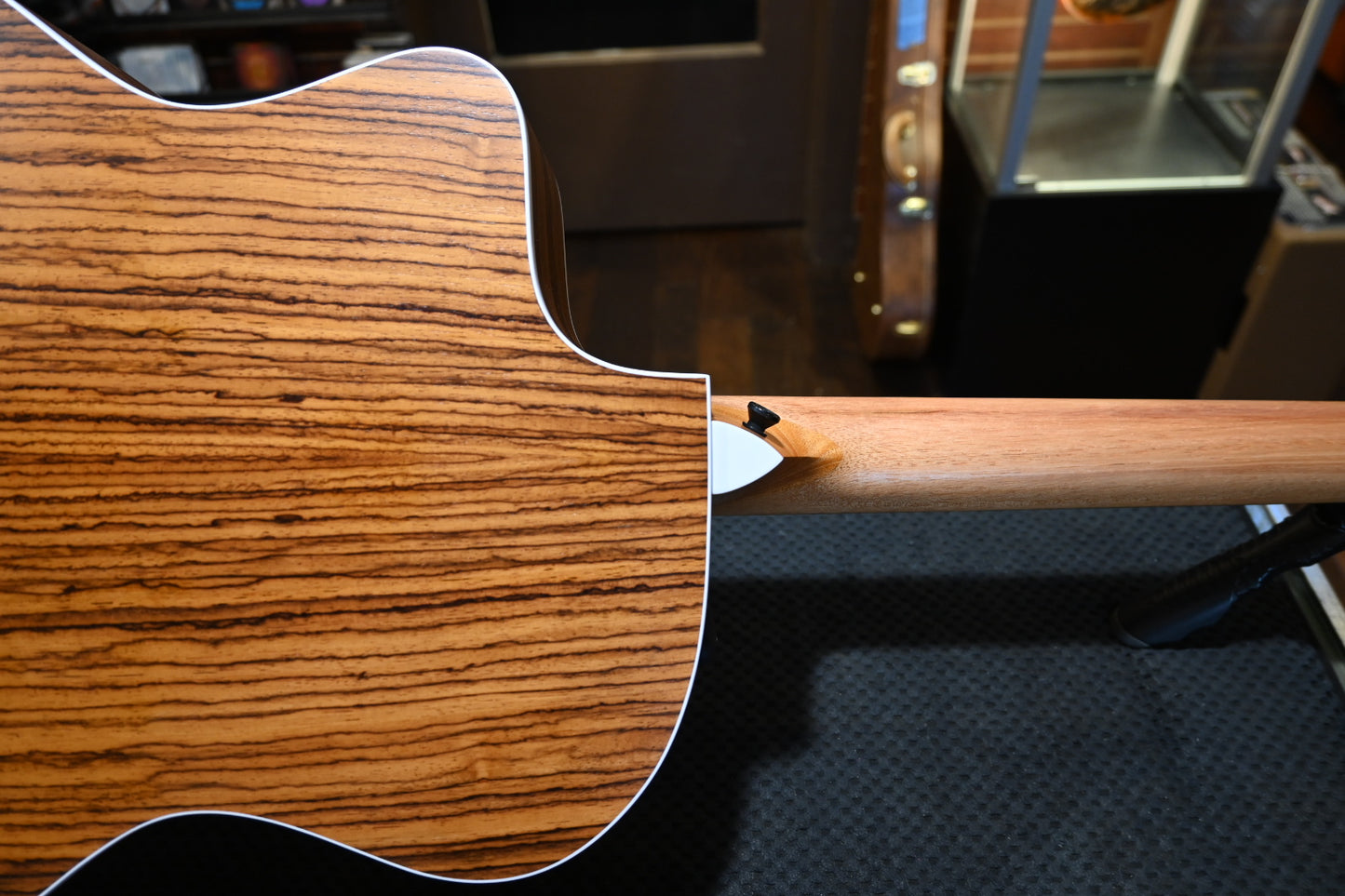Taylor 214ce Special Edition - Honeyburst Guitar #6467