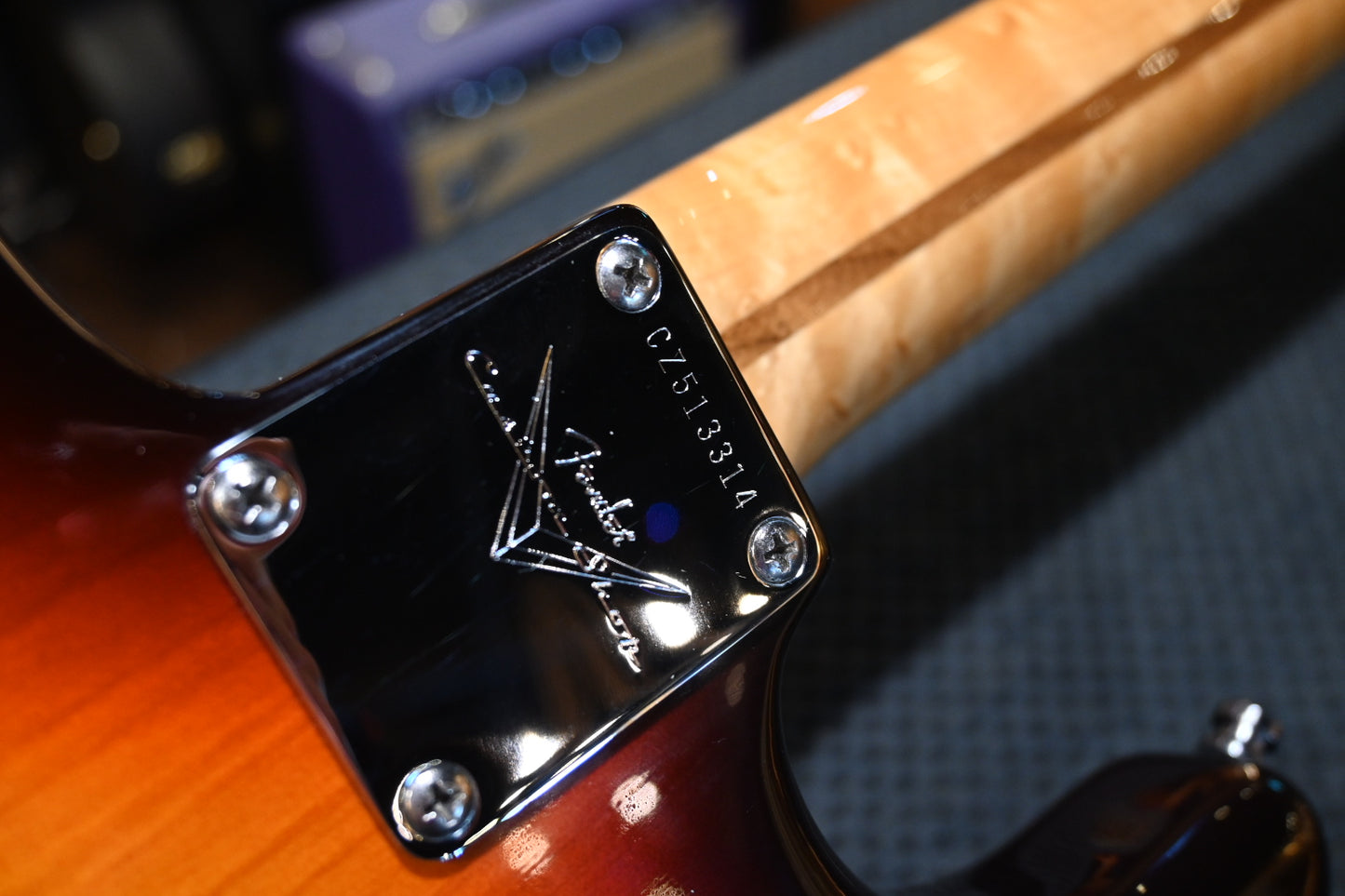 Fender Custom Shop Custom DLX Stratocaster 2009 - Chocolate 3-Tone Sunburst Guitar #3314