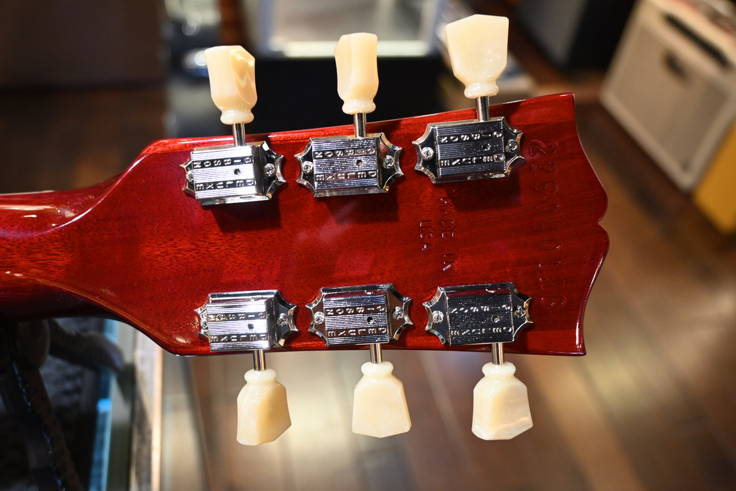 Gibson Les Paul Studio 2025 - Wine Red Guitar #0128