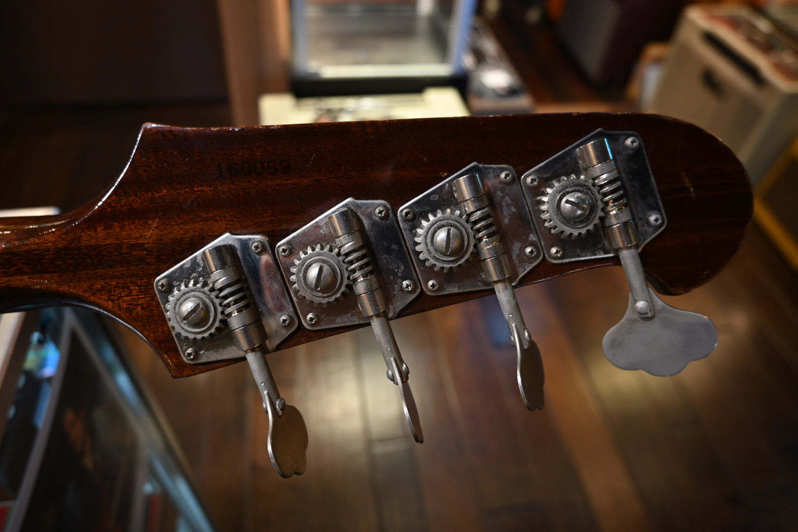 Gibson Thunderbird II 1964 - Sunburst Bass #0059 - Danville Music