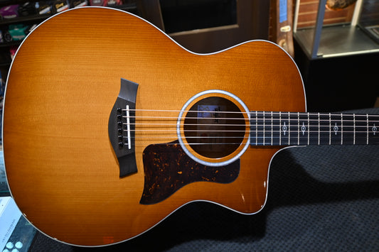 Taylor 214ce-K DLX Special Edition - Honeyburst Guitar #6451