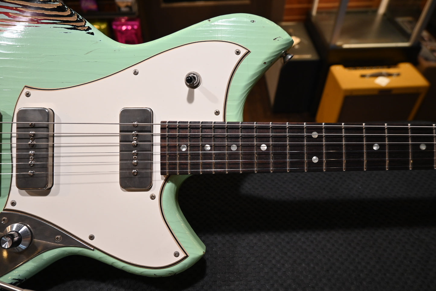 Novo Serus J Limited - Surf Green over '64 3-Tone Burst Guitar #6593