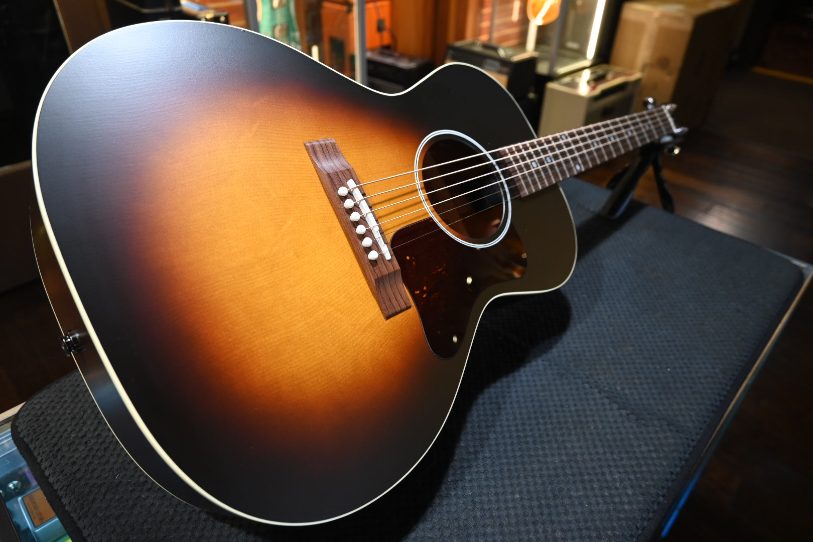 Gibson L-00 Special 2025 - Satin Vintage Sunburst Guitar #5078 - Danville Music