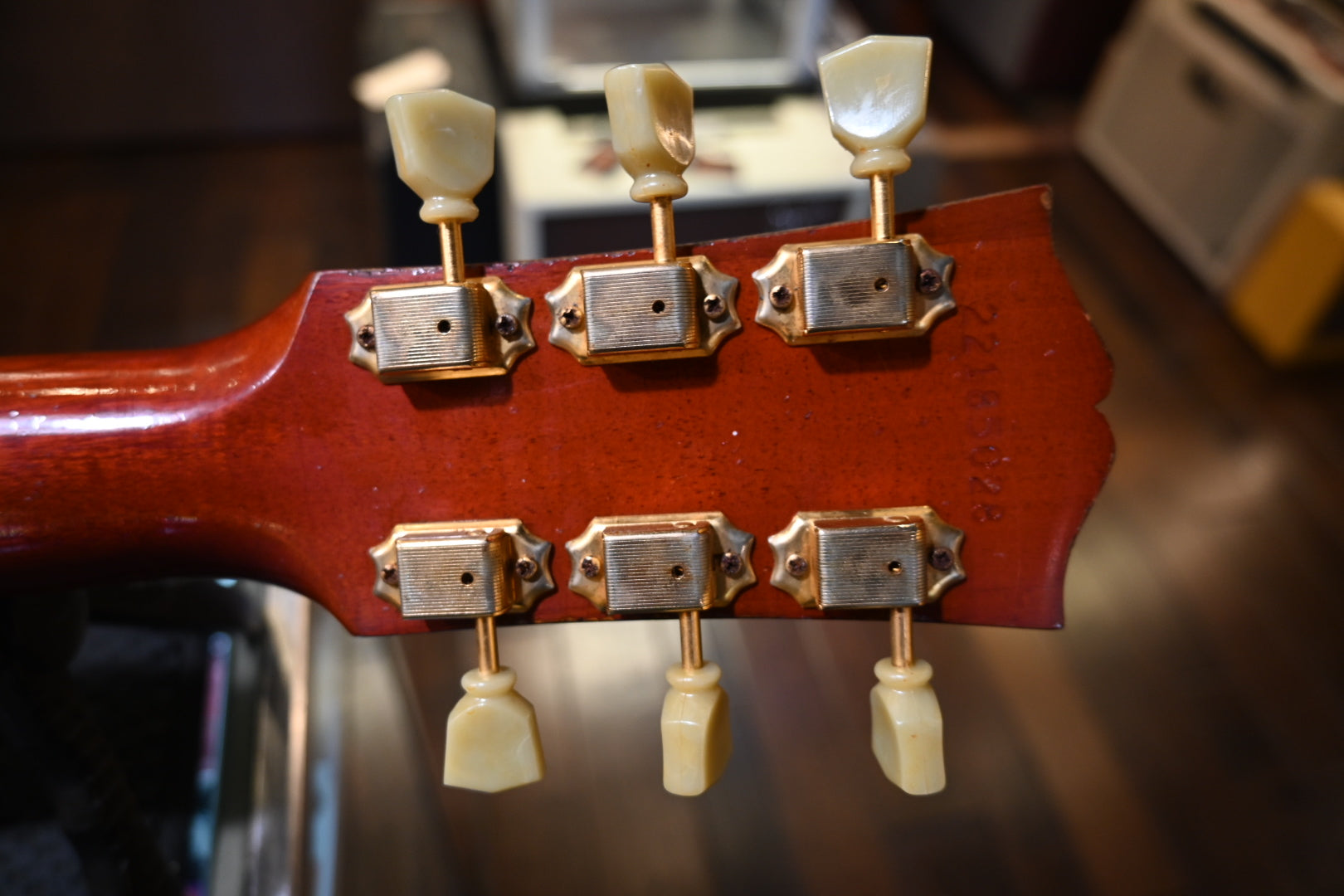 Gibson Custom Shop 1960 Hummingbird Heavy Aged 2025 - Washed Cherry Sunburst Guitar #5028 - Danville Music