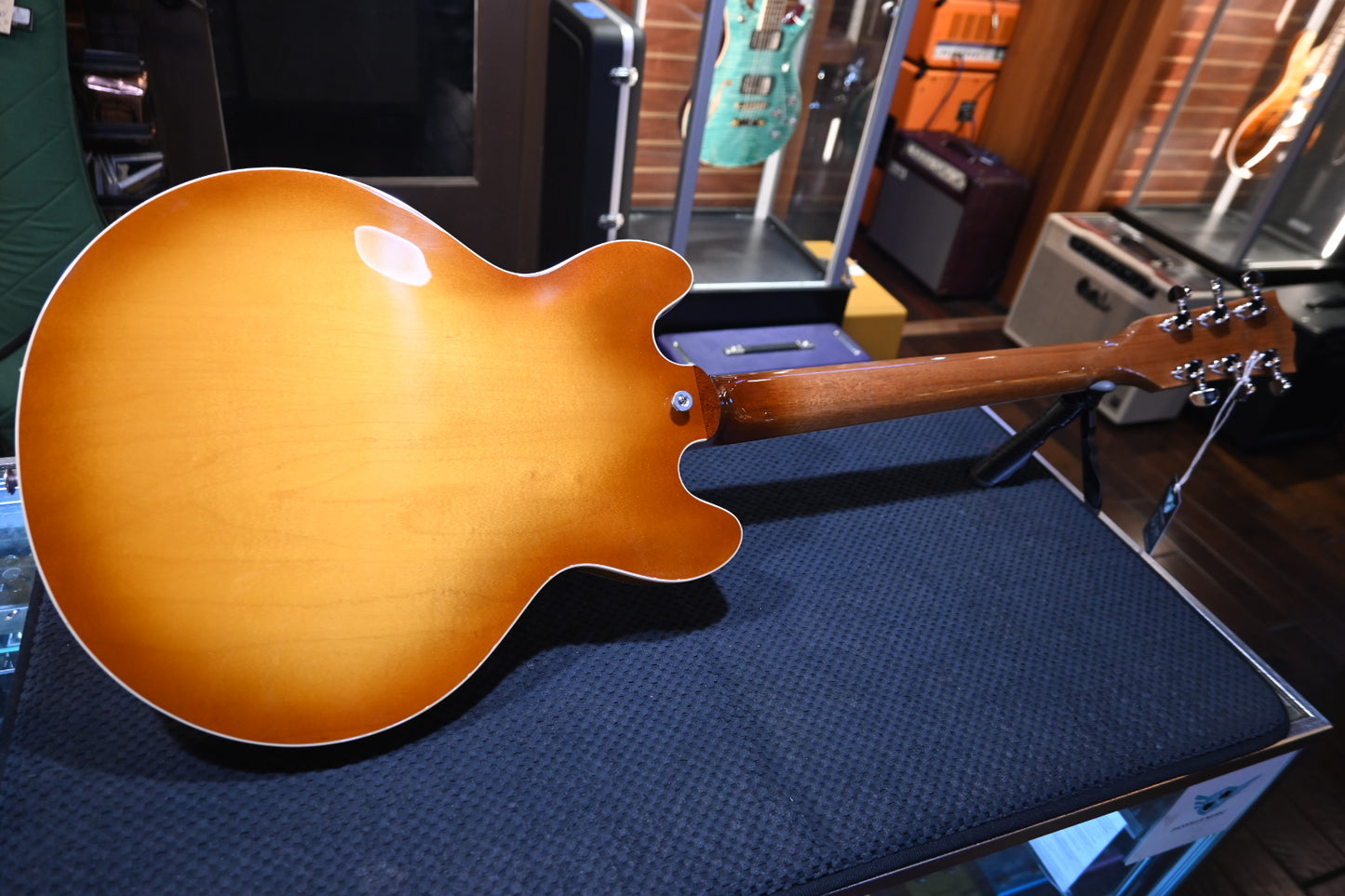 Gibson ES-339 - Honeyburst Guitar #0272