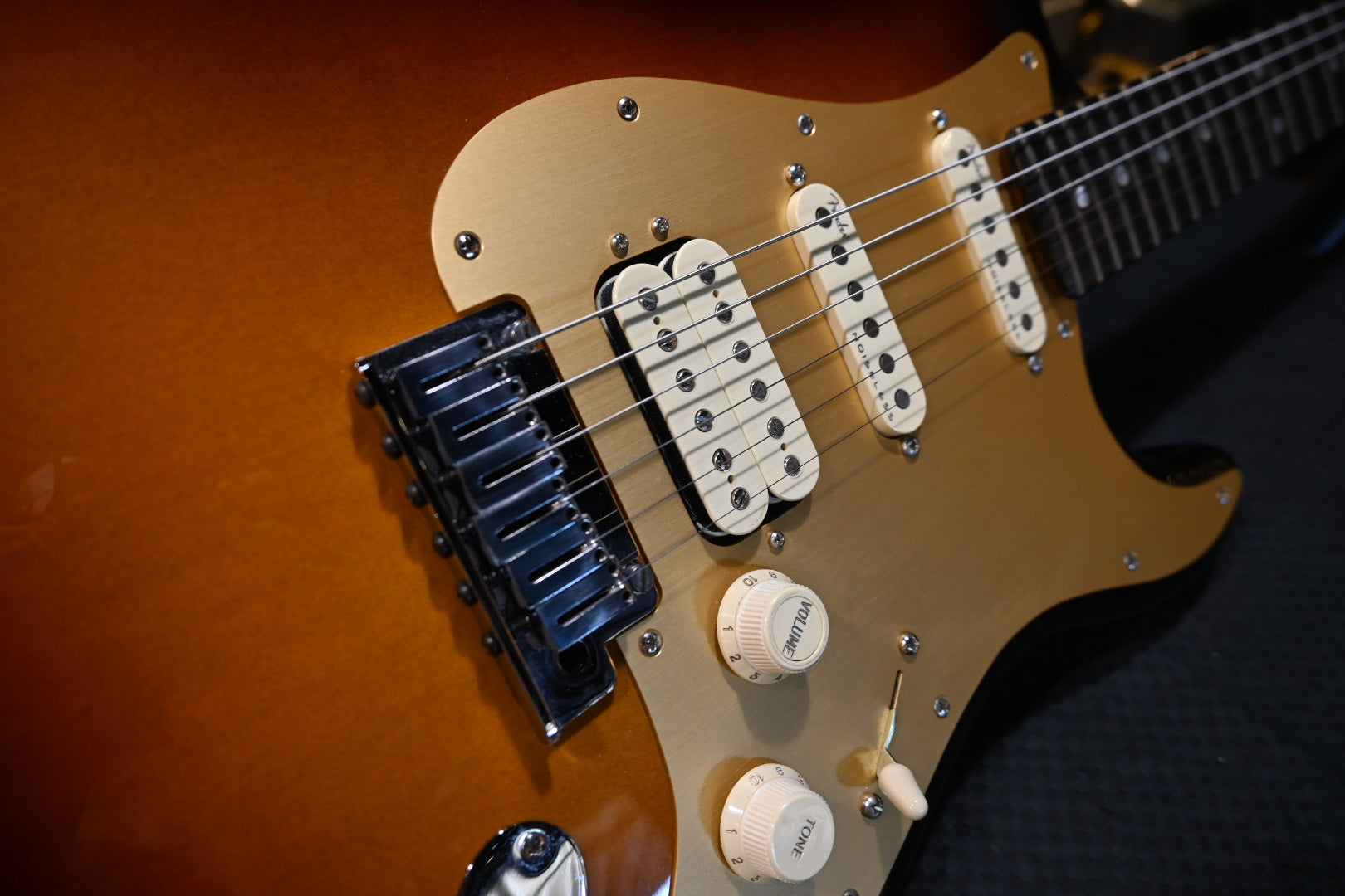Fender American Ultra II Stratocaster HSS 2024 - 3-Tone Sunburst Guitar #8336 - Danville Music