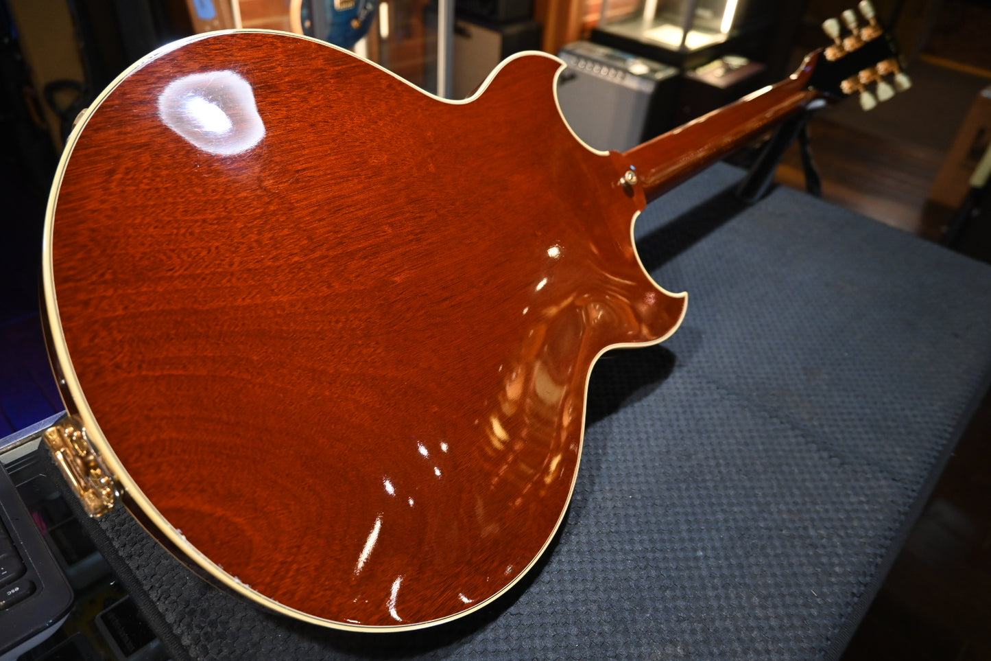 Gibson Custom Shop Johnny A - Sunset Glow Guitar #881
