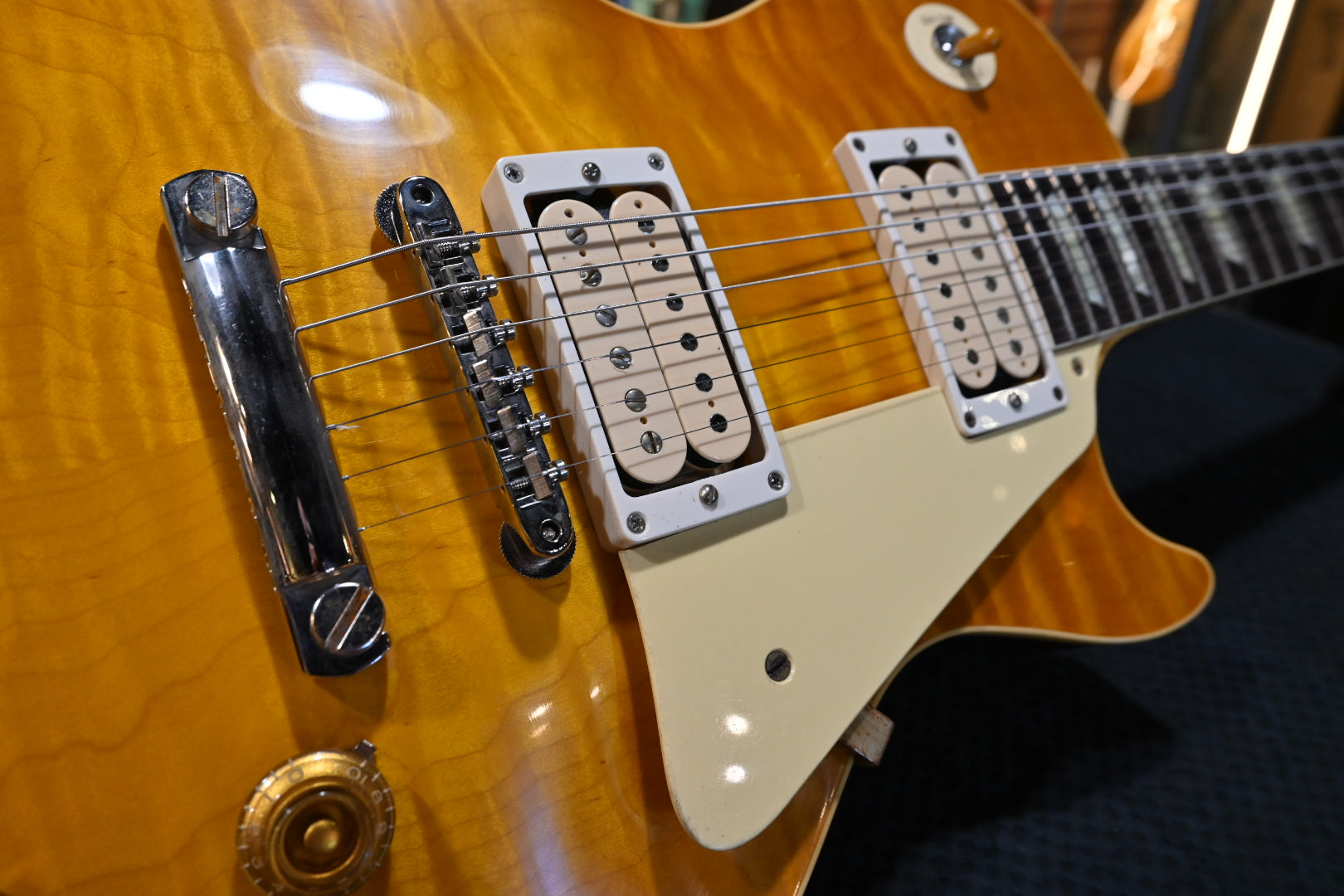 Gibson Custom Shop 1959 Les Paul Standard Reissue BOTB Page 40 VOS - Sunburst Guitar #6702 - Danville Music