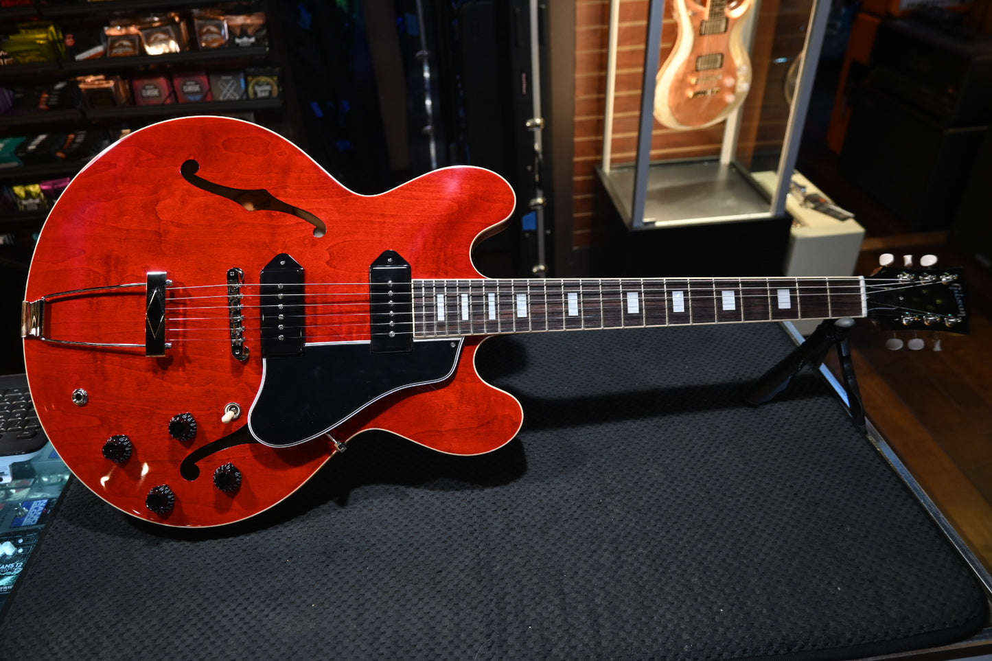 Gibson ES-330 - ‘60s Cherry Guitar #0007