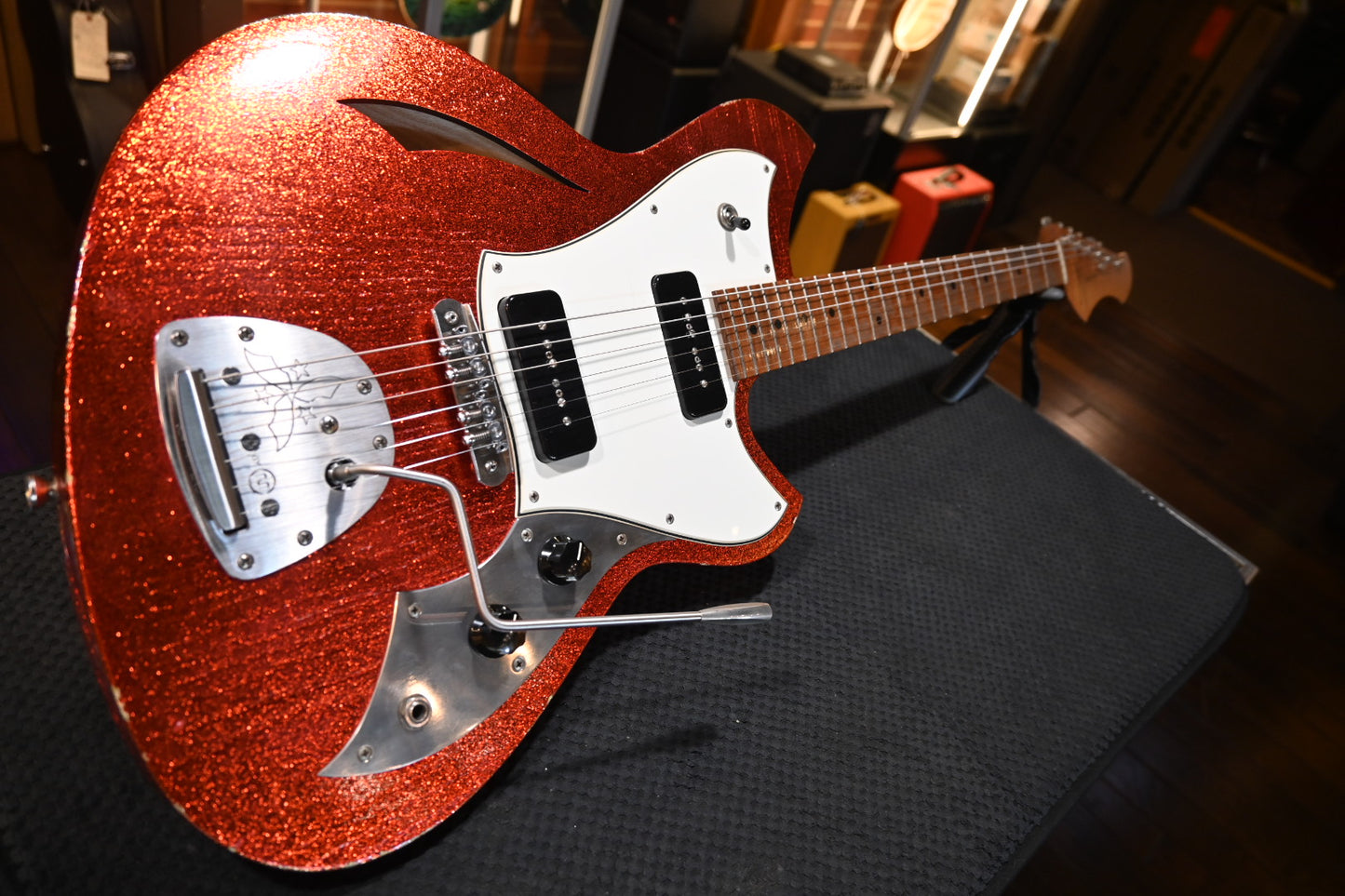 Novo Miris J Custom - Candy Apple Red Sparkle Guitar #4370